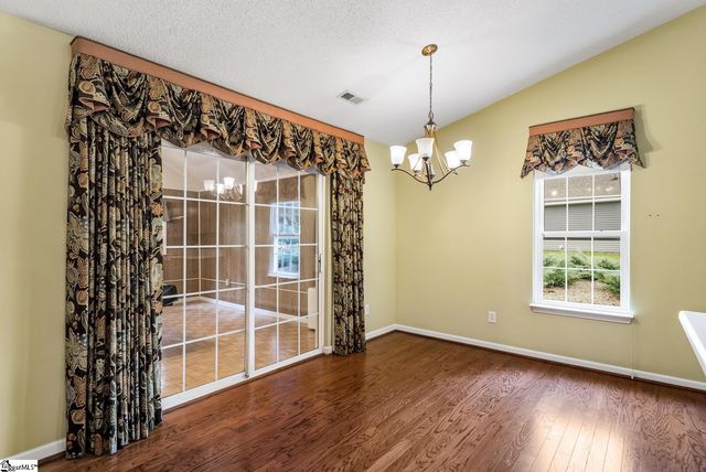 11 Cherry Cove Lane, Taylors, SC 29650