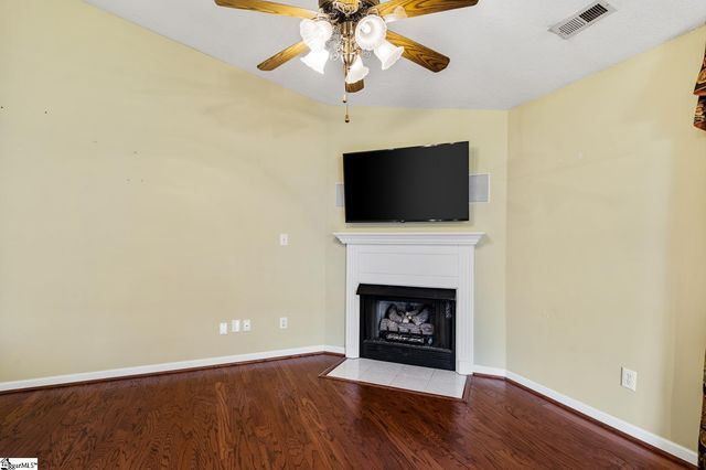 11 Cherry Cove Lane, Taylors, SC 29650