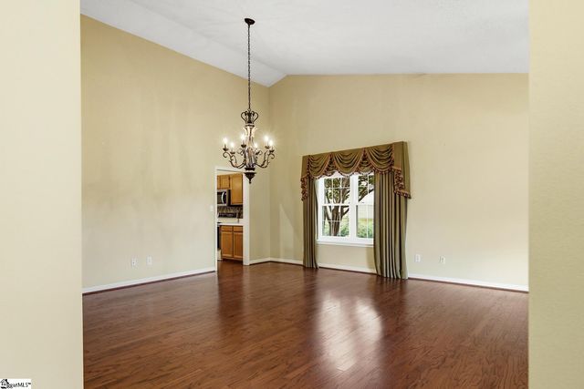 11 Cherry Cove Lane, Taylors, SC 29650