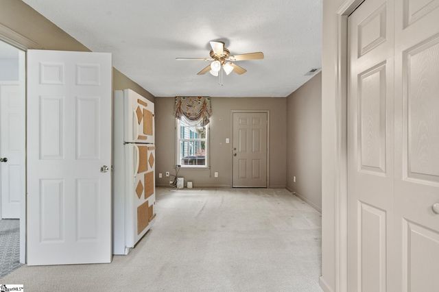 11 Cherry Cove Lane, Taylors, SC 29650