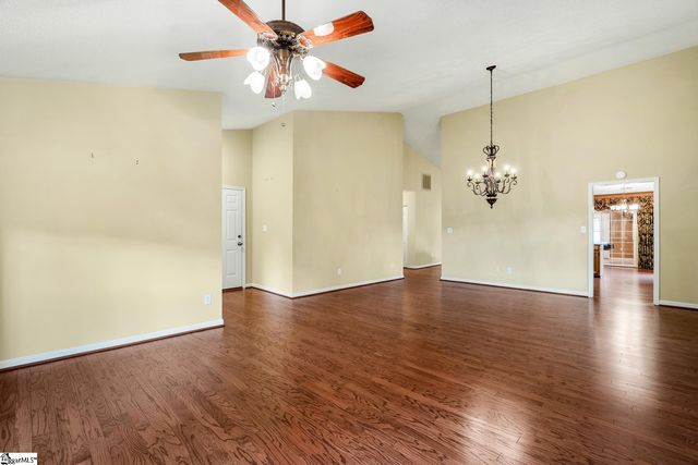 11 Cherry Cove Lane, Taylors, SC 29650