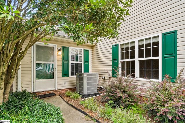 11 Cherry Cove Lane, Taylors, SC 29650
