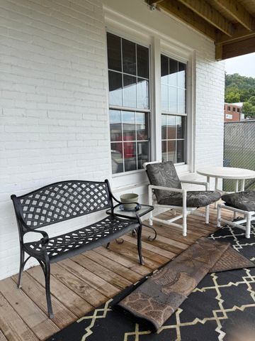 230 W 2nd Street, Maysville, KY 41056