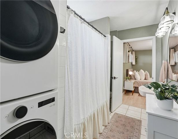 2157 Gale Avenue, Long Beach, CA 90810