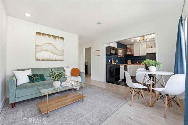 2157 Gale Avenue, Long Beach, CA 90810