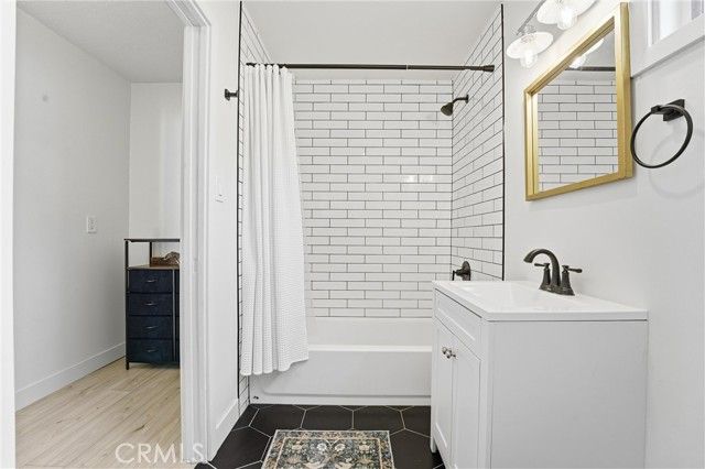 2157 Gale Avenue, Long Beach, CA 90810