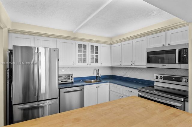 2201 S Ocean Drive 1102, Hollywood, FL 33019