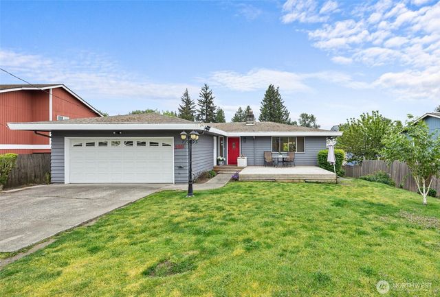 2001 NE 12th Street, Renton, WA 98056