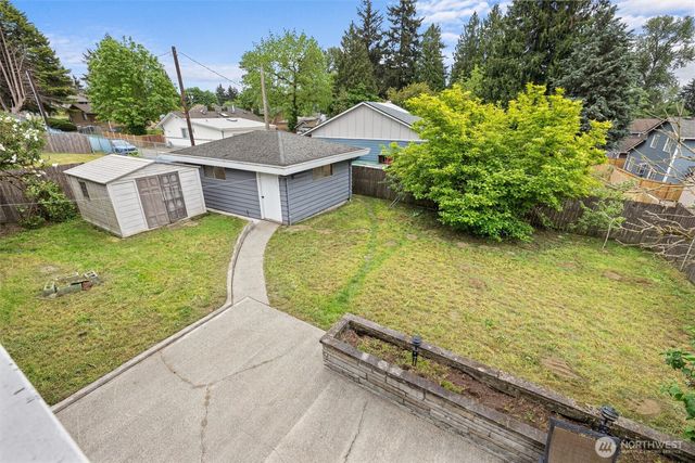 2001 NE 12th Street, Renton, WA 98056