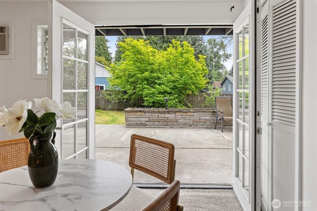 2001 NE 12th Street, Renton, WA 98056