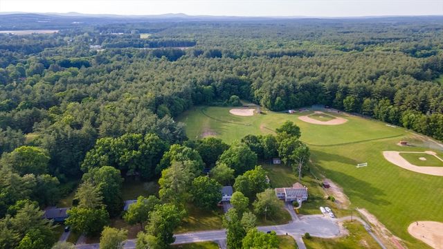 7 Alvirne Dr, Hudson, NH 03051