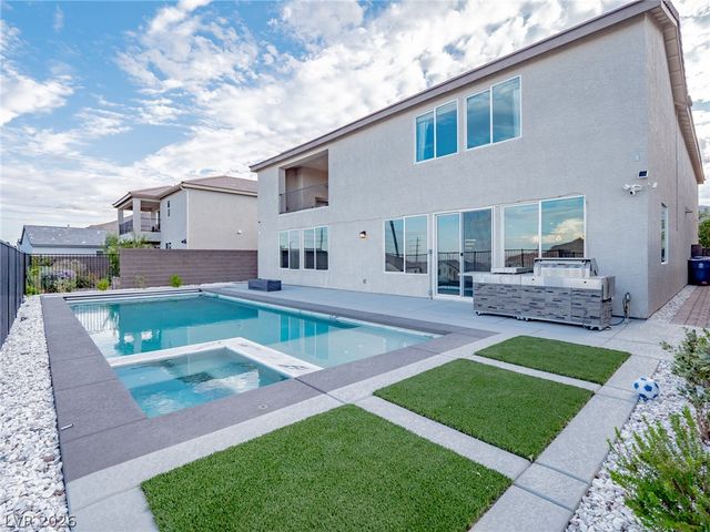 4504 Amazing View Street, Las Vegas, NV 89129