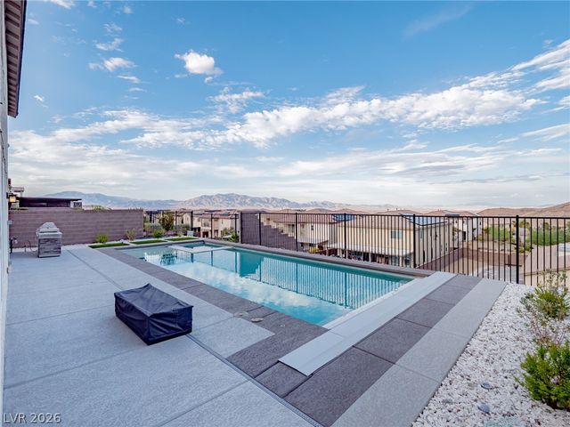 4504 Amazing View Street, Las Vegas, NV 89129