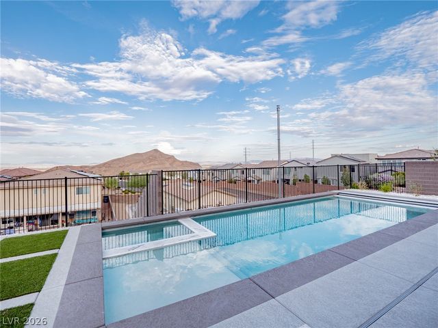 4504 Amazing View Street, Las Vegas, NV 89129