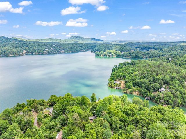 227 Snug Harbor Circle, Lake Lure, NC 28746