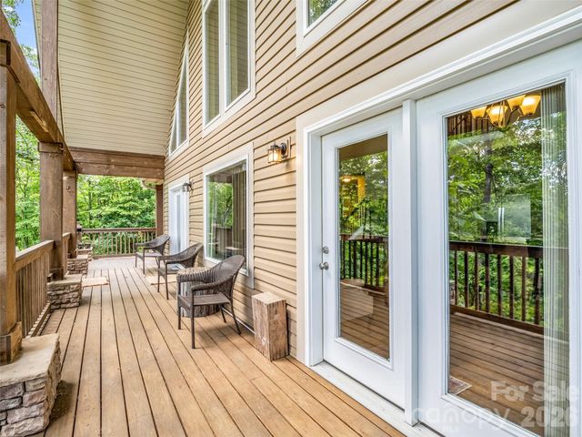 227 Snug Harbor Circle, Lake Lure, NC 28746