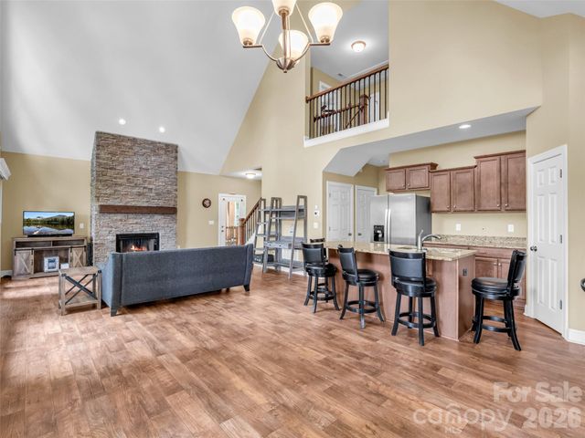227 Snug Harbor Circle, Lake Lure, NC 28746