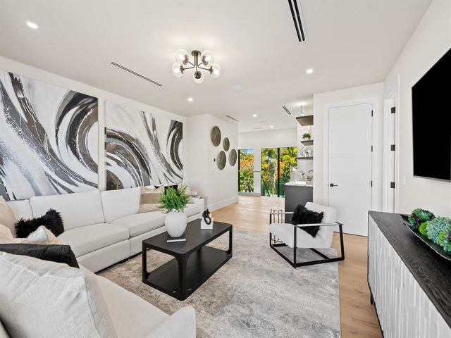 3110 NE 59th Street, Fort Lauderdale, FL 33308
