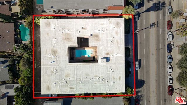 15022 Vanowen Street, Van Nuys (los Angeles), CA 91405