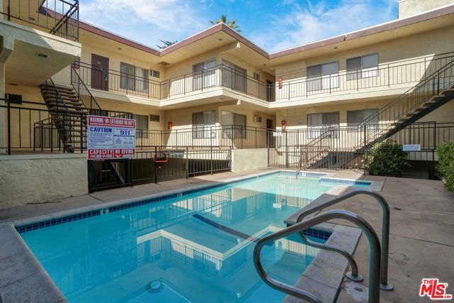 15022 Vanowen Street, Van Nuys (los Angeles), CA 91405