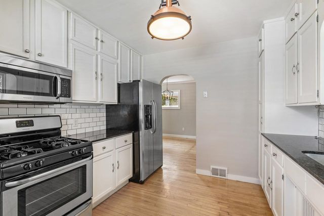 2724 Toledo Avenue S, Saint Louis Park, MN 55416