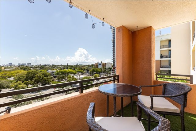 100 N Federal Hwy 622, Fort Lauderdale, FL 33301
