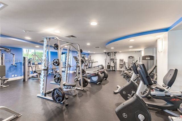 100 N Federal Hwy 622, Fort Lauderdale, FL 33301