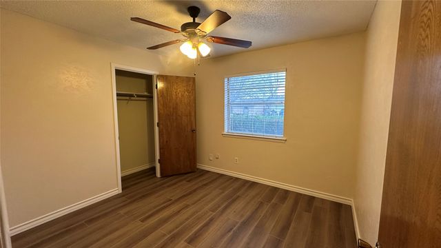 5916 Kary Lynn Drive S, Watauga, TX 76148