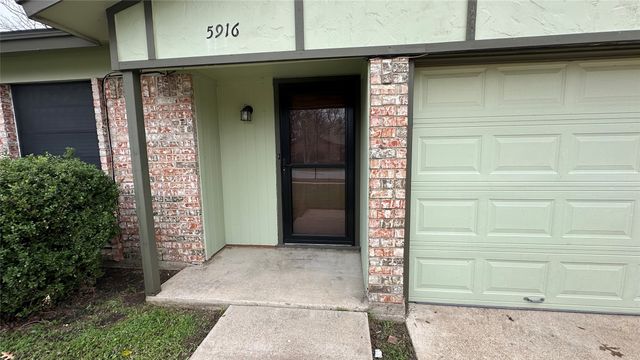 5916 Kary Lynn Drive S, Watauga, TX 76148