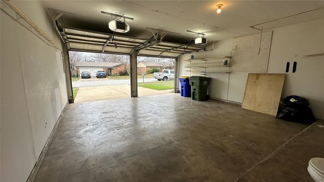 5916 Kary Lynn Drive S, Watauga, TX 76148