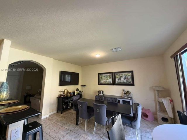 3393 W 90th St 0, Hialeah, FL 33018
