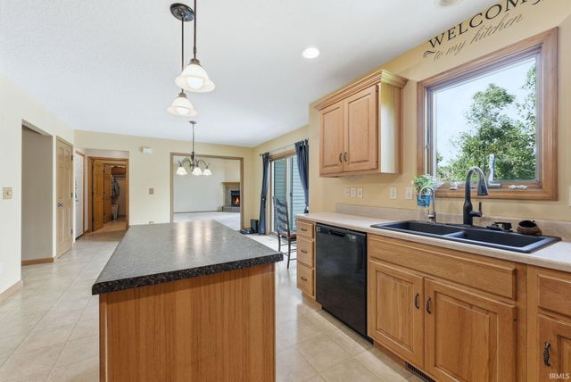 3518 Flowing Brook Drive, Fort Wayne, IN 46818