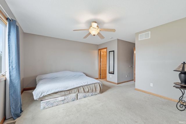 3518 Flowing Brook Drive, Fort Wayne, IN 46818