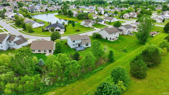 3518 Flowing Brook Drive, Fort Wayne, IN 46818