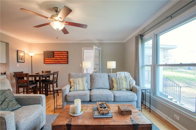 9042 Holly Street, Kansas City, MO 64114