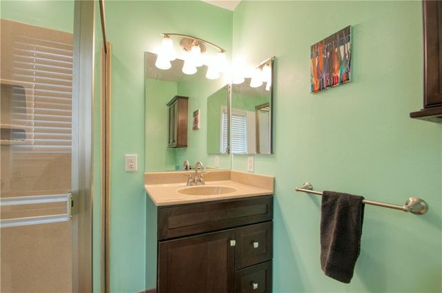 9042 Holly Street, Kansas City, MO 64114