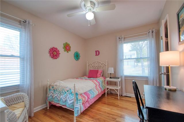 9042 Holly Street, Kansas City, MO 64114