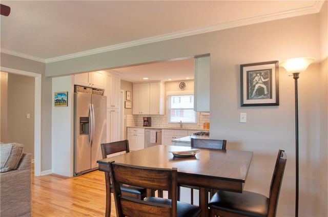 9042 Holly Street, Kansas City, MO 64114