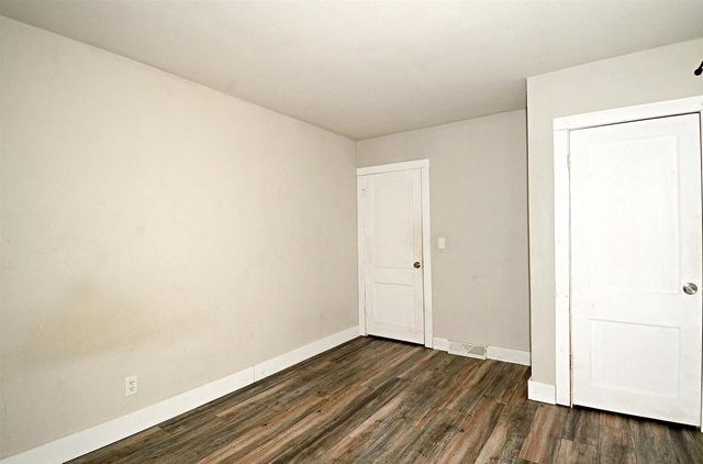 60 Grand Avenue, Prairie Du Sac, WI 53578