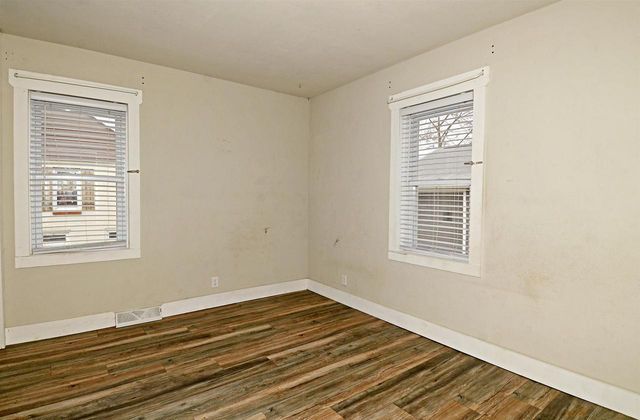 60 Grand Avenue, Prairie Du Sac, WI 53578