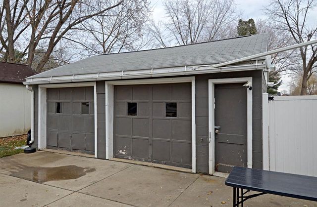 60 Grand Avenue, Prairie Du Sac, WI 53578