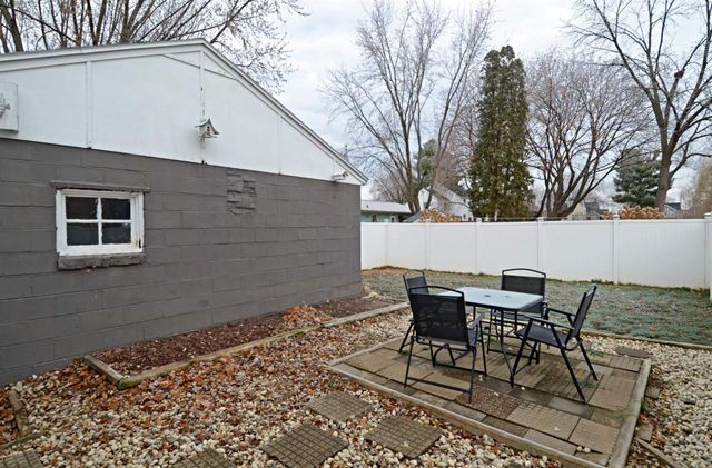 60 Grand Avenue, Prairie Du Sac, WI 53578