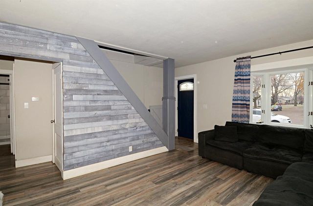 60 Grand Avenue, Prairie Du Sac, WI 53578