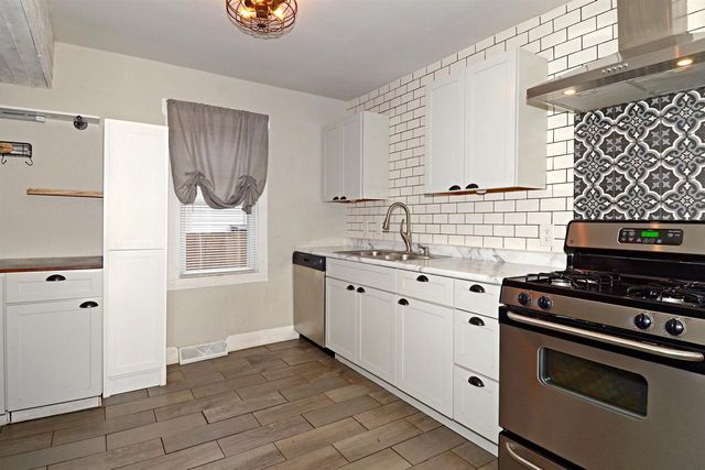 60 Grand Avenue, Prairie Du Sac, WI 53578