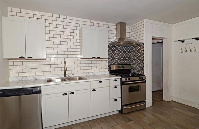 60 Grand Avenue, Prairie Du Sac, WI 53578