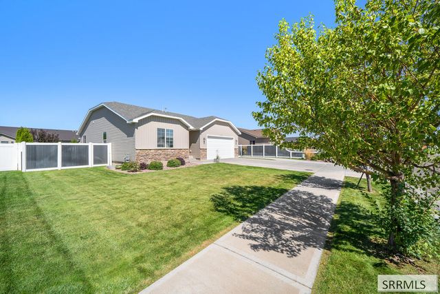 3803 Slate Drive, Idaho Falls, ID 83401