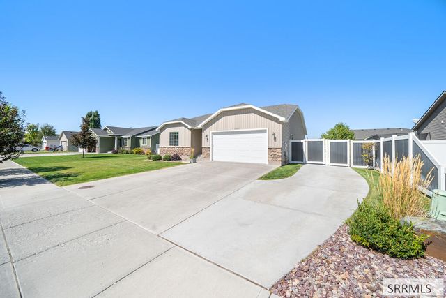3803 Slate Drive, Idaho Falls, ID 83401