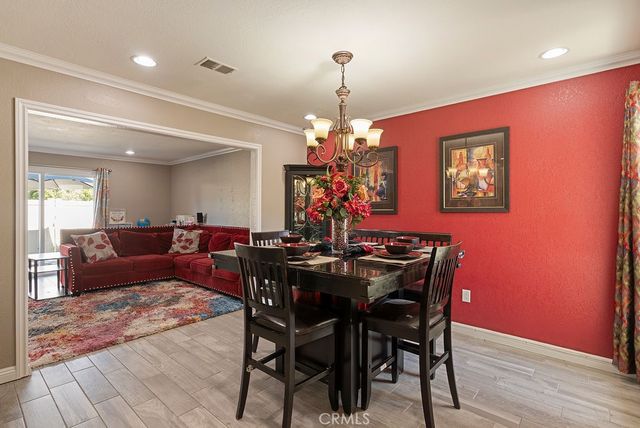 555 D, Upland, CA 91786
