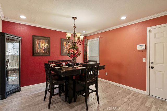 555 D, Upland, CA 91786