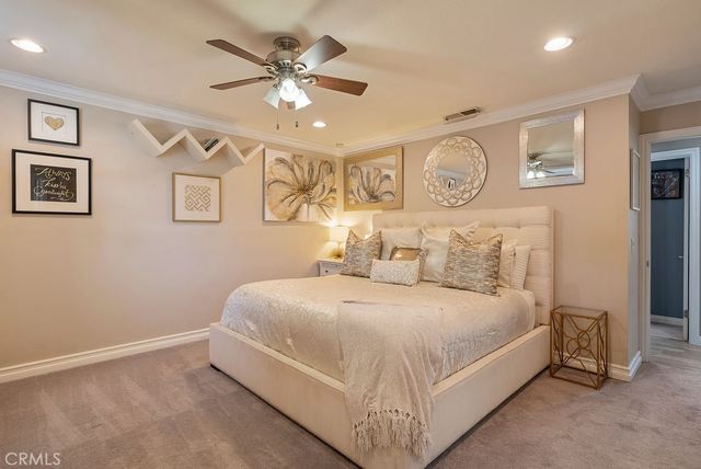 555 D, Upland, CA 91786